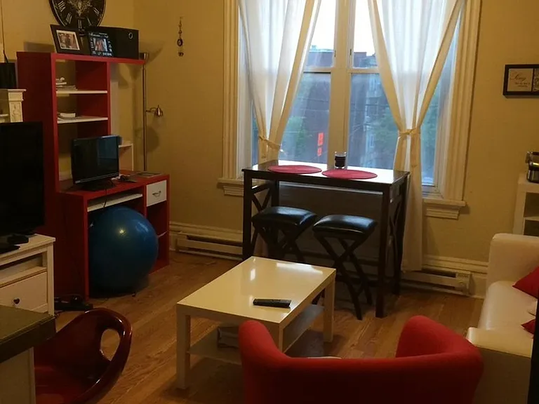 114 S Negley Ave #2B — Photo 3