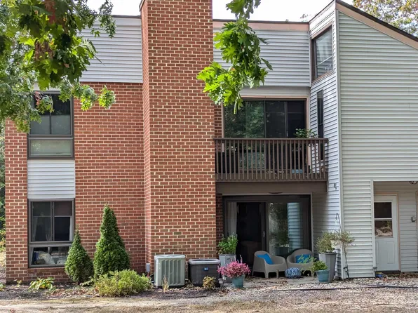 27 Siegtown Rd APT 8A, Cape May Court House, NJ 08210