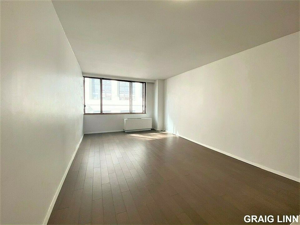 1st image of 350 W 50th St #3UU