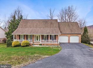 10819 Durham Cir #33, Waynesboro, PA 17268