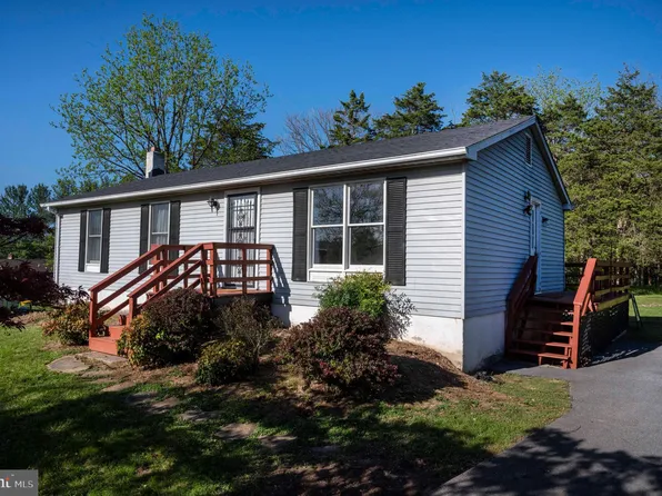 187 Jessica Pl, Toms Brook, VA 22660