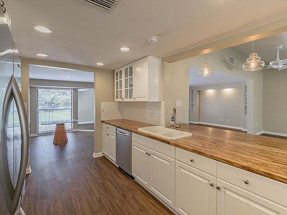 4th image of 18502 Lake Keen Dr