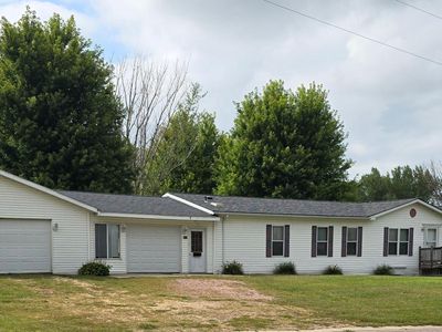 311 2nd St N, Darfur, MN, 56022