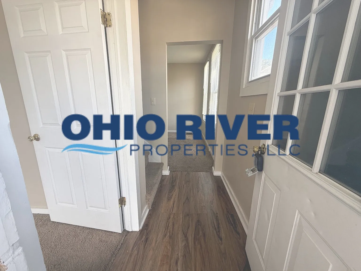 3 bed, 1090 sqft, $875 — Photo 2