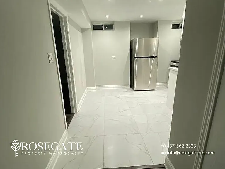 401 Acumen Ct #2 — Photo 3