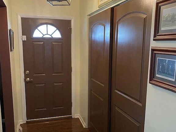 5th image of 4042 Longford Ct