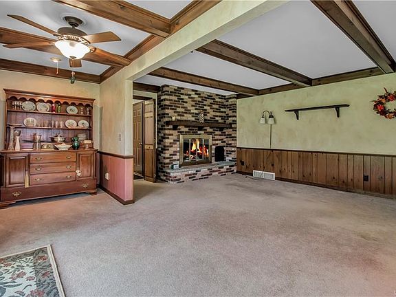 4th image of 2875 Hillbrook Dr