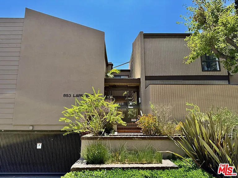 853 Larrabee St #6 — Photo 3