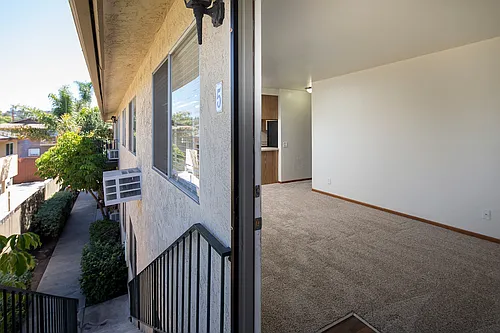 3639 South Bonita Street Photo 1