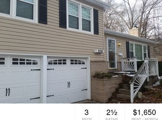 10310 Outlook Dr, Overland Park, KS 66207