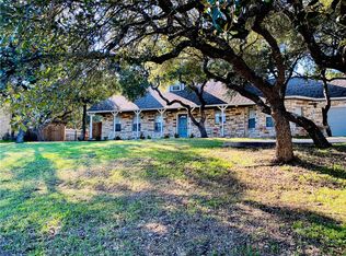 705 Meadow Oaks Dr, Dripping Springs, TX 78620