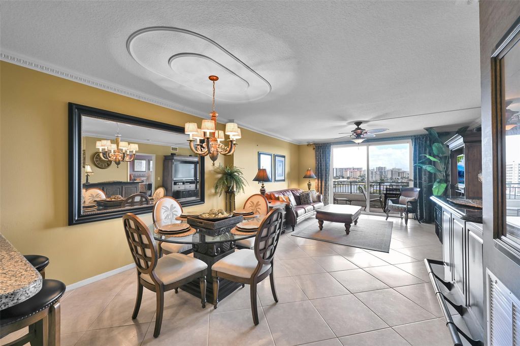 2880 NE 14th Street Causeway #710, photo 8