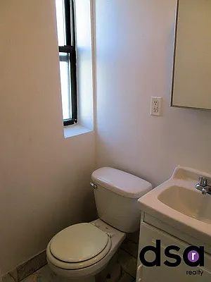 Rented by DSA Realty | media 15