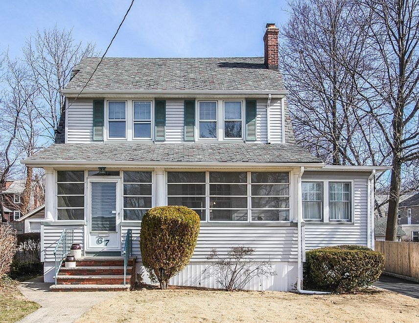 1st image of 67 Lawrence Ave