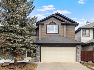 60 S Citadel Ridge Close NW, Calgary, AB T3G4V6