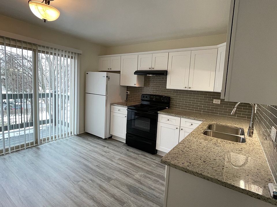 1st image of 8301 Woodland Dr #3F