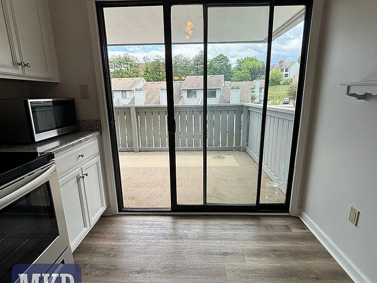 2527 Gatehouse Ln — Photo 13