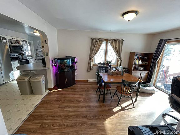 5th image of 1707 W Fair Ave