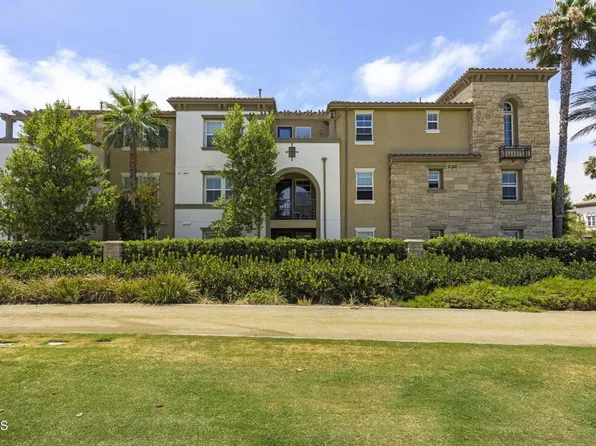 208 Riverdale Ct APT 702, Camarillo, CA 93012