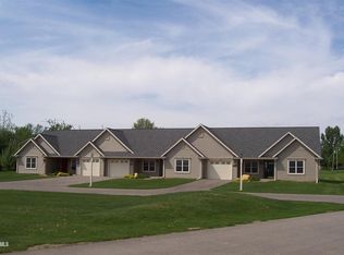 305 W Il Route 64, Lanark, IL 61046