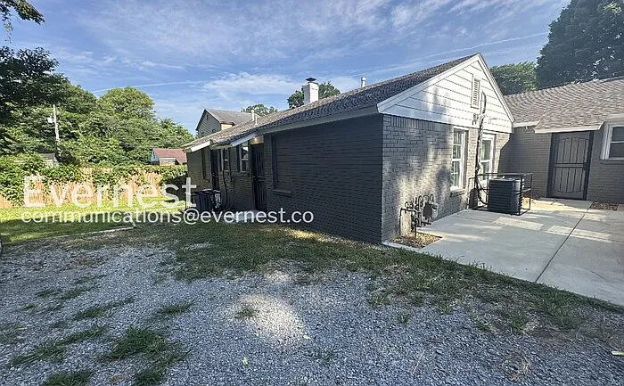 129 Majuba Ave — Photo 11
