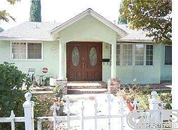 2nd image of 7833 Louise Ave