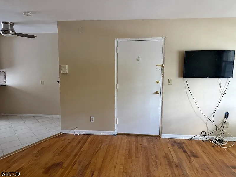 17 S Valley Rd, Unit 9, West Orange, NJ 07052 — Photo 4