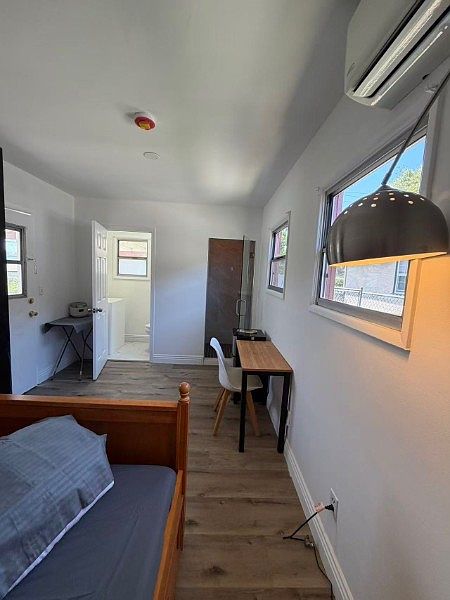 1st image of 2309 Schoolside Ave #1