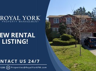65 Bethune Blvd #2, Scarborough, ON M1M 3C2