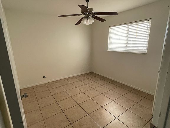 4th image of 524 S Mulberry