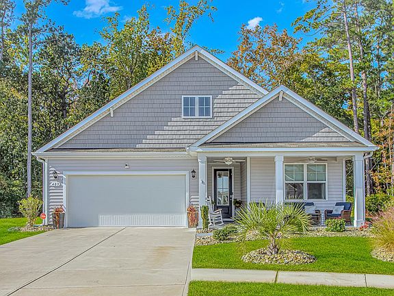 3rd image of 409 Cunningham Pl.