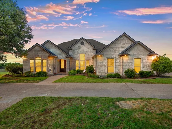 175 Ranchcrest Rd, Lorena, TX 76655