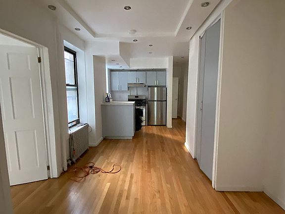 2nd image of 316 6th St APT 2F