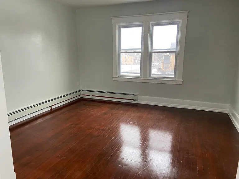 926 Niagara St #2B — Photo 6