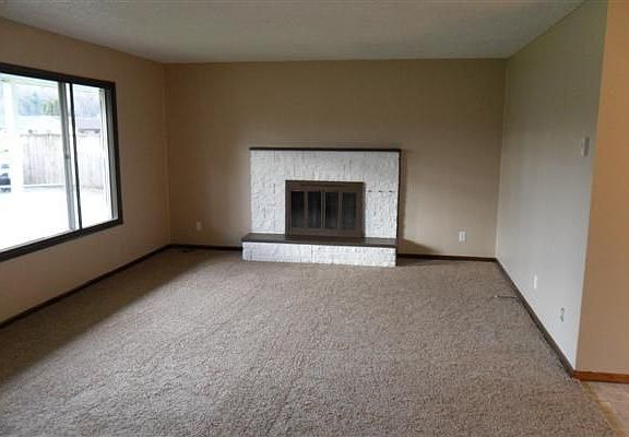 4th image of 200 Ponderosa Dr