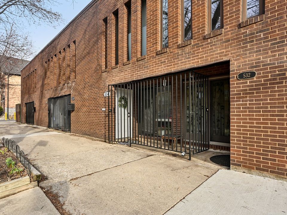 1st image of 532 W Eugenie St