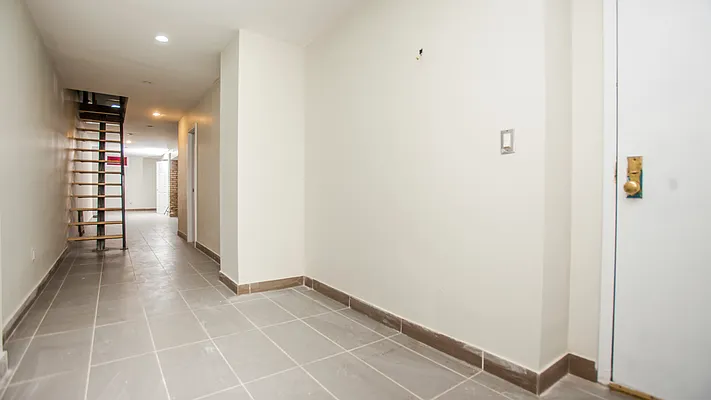 Rented by Nooklyn NYC LLC | media 20