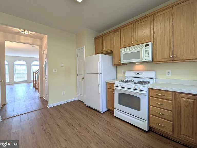 25015 Riding Center Dr — Photo 18