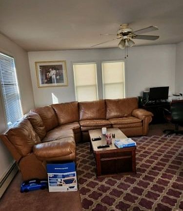 3rd image of 14 Bassett Ln