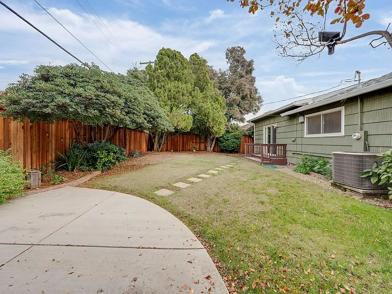 5113 Sitton Way — Photo 38