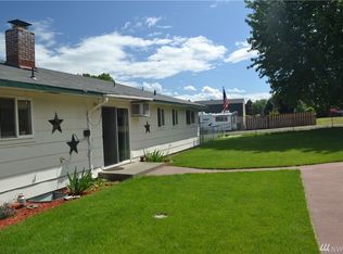 721 Sunrise Dr, Omak, WA 98841