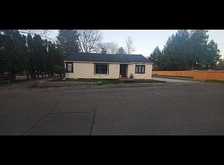 30 6th St, Fairview, OR 97024