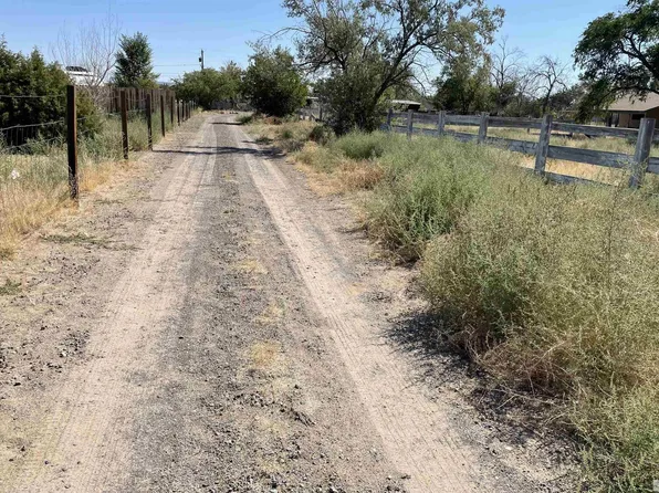 3814 Cherry St, Silver Springs, NV 89429