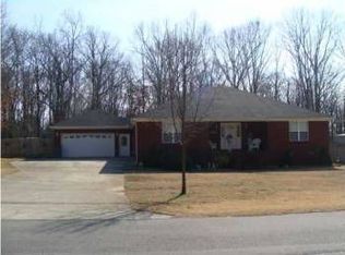 140 Plantation Pl, Florence, AL 35633