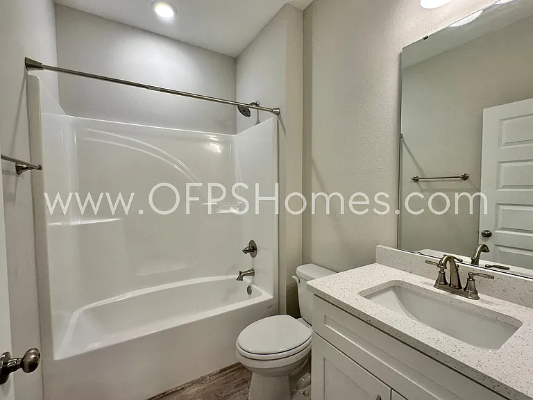 188 Park Ln — Photo 20