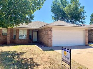 8107 Temple Ave, Lubbock, TX 79423