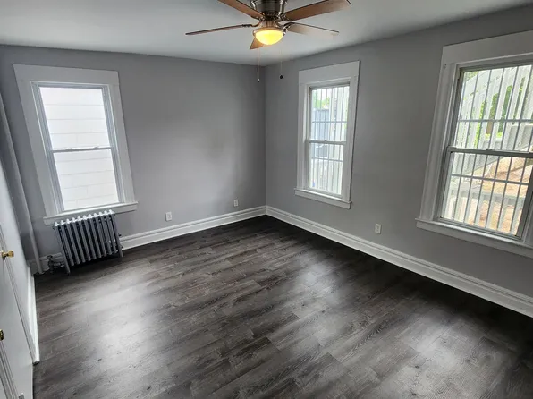 7 Woodland Ave #2, Montclair, NJ 07042
