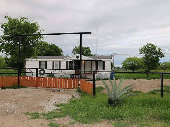 3rd image of 3513 County Road 920