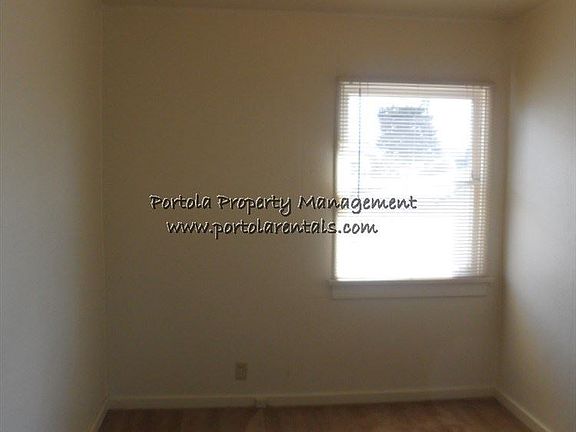 5th image of 21625 E Cliff Dr APT 3