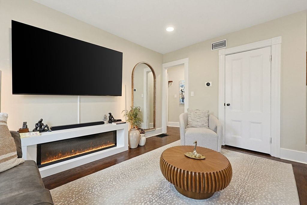 64 Parker St, Maynard, MA - View 2